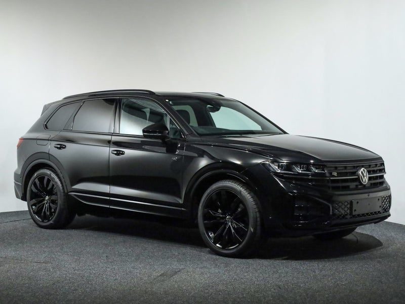 2026 Volkswagen Touareg V6s R Line