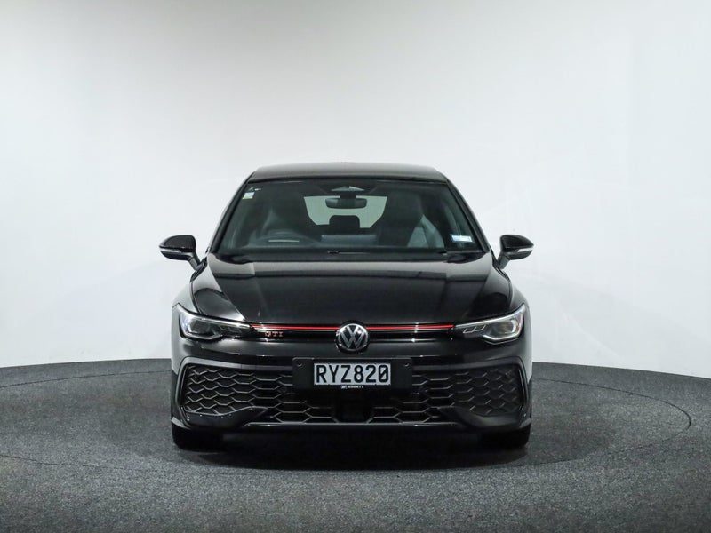 2026 Volkswagen Golf 8.5 GTI Touring 195kW, photo 2