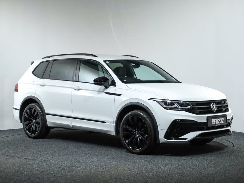 2025 Volkswagen Tiguan R-Line
