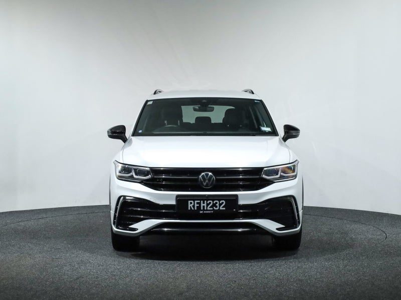 2025 Volkswagen Tiguan R-Line, photo 2