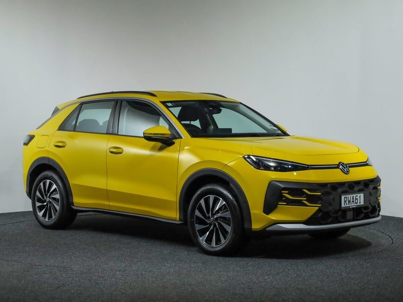 2026 Volkswagen T-Roc e-TSi Life DSG 110kW