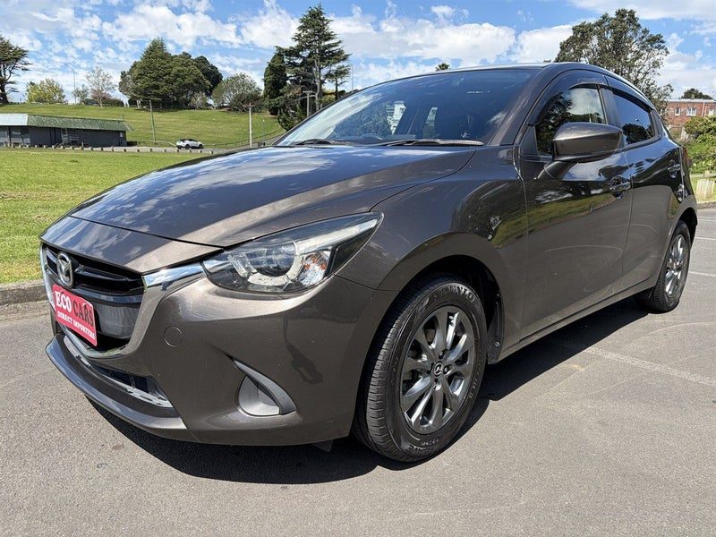 2017 Mazda Demio 13S HIGH SPEC HUD BLUETOOTH, photo 3