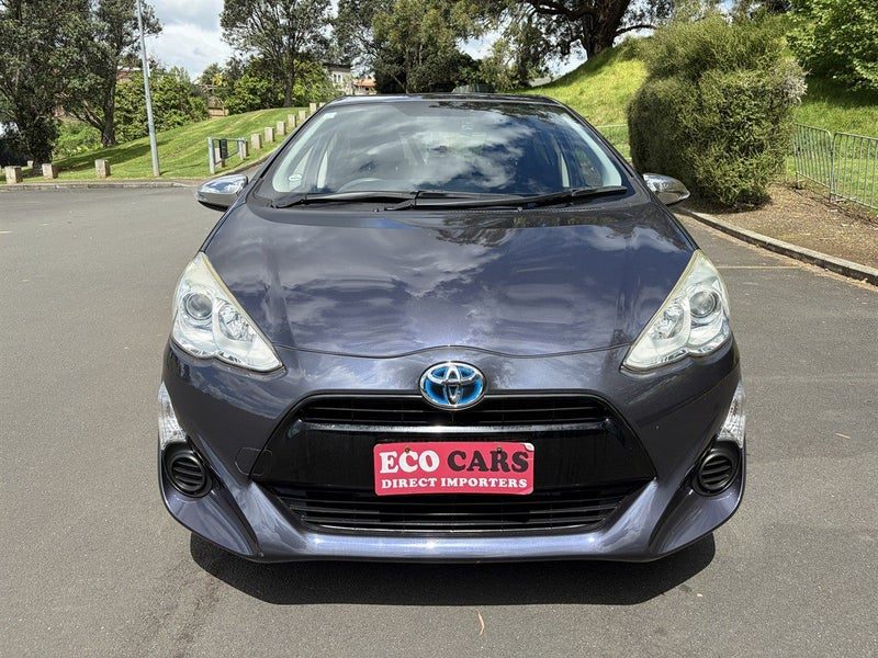2015 Toyota Aqua 37000 KMS ONLY PUSH BUTTON START, photo 3