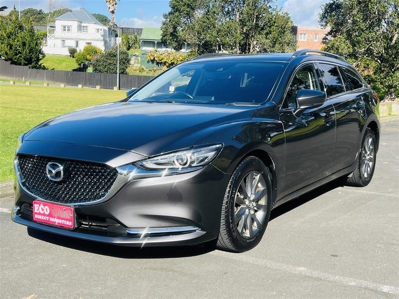 2018 Mazda Atenza Control