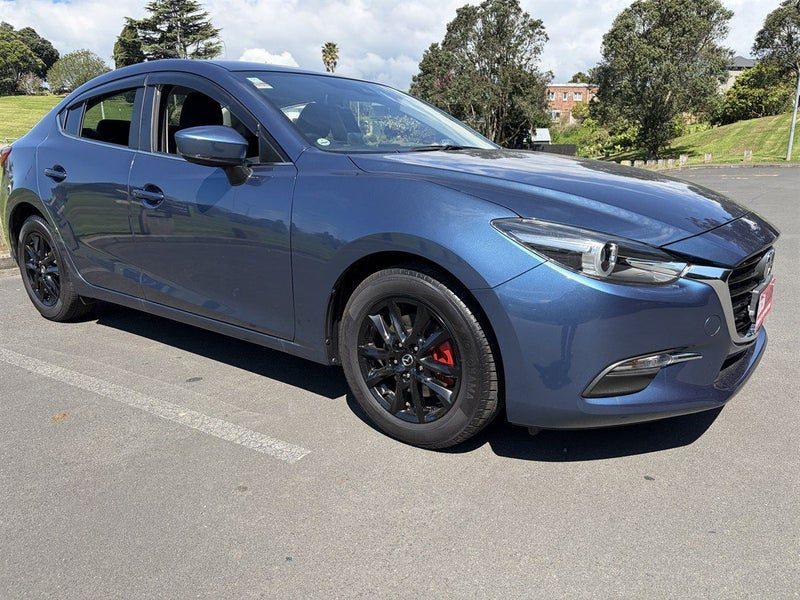 2018 Mazda Axela Hybrid, photo 3