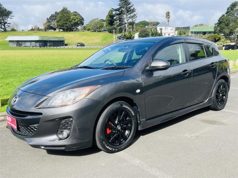 2012 Mazda Axela, photo 3