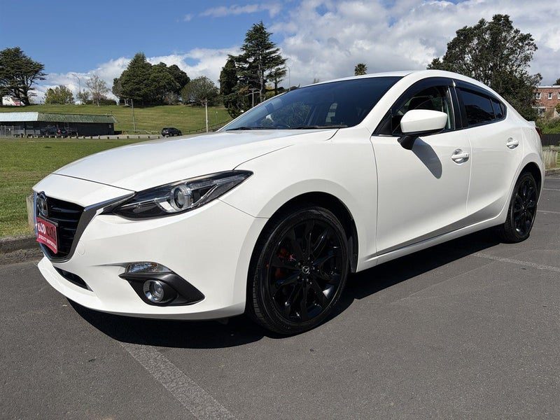 2014 Mazda Axela Sport, photo 3