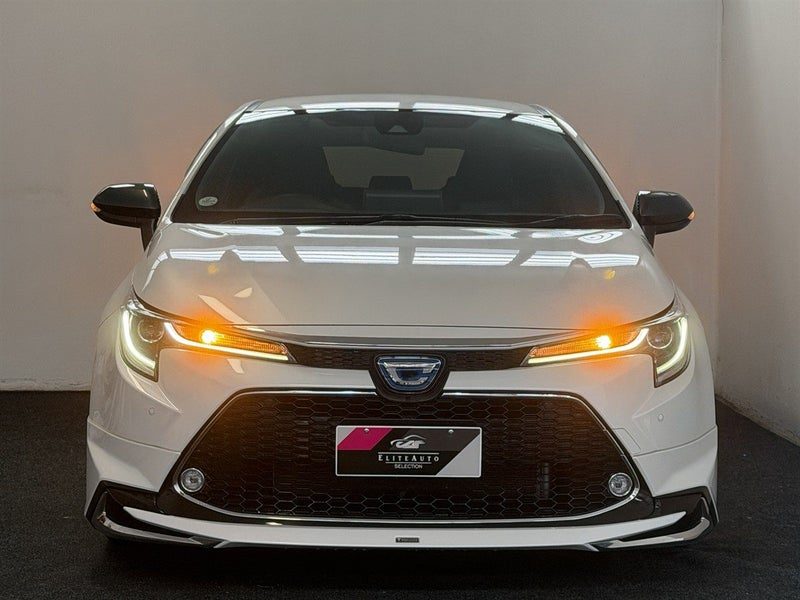 2022 Toyota Corolla Touring, photo 2