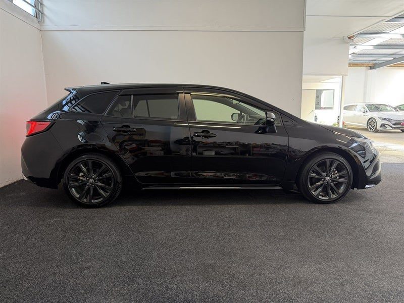 2023 Toyota Corolla Touring, photo 3