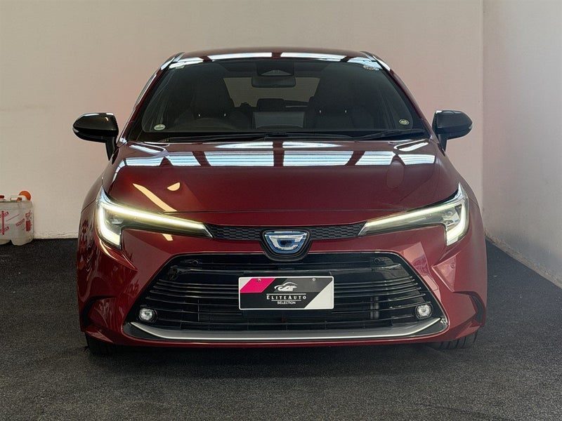2023 Toyota Corolla Touring WXB Hybrid Low KM, photo 2