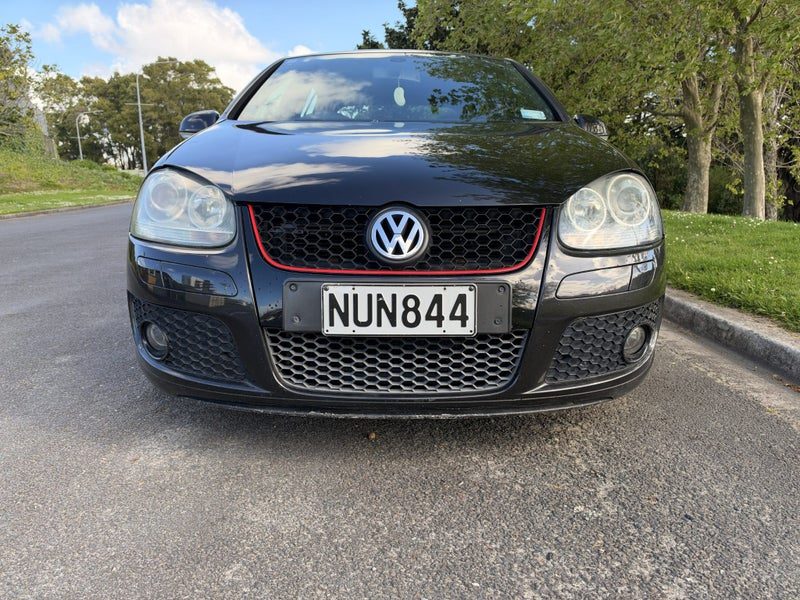 2005 Volkswagen Golf, photo 2