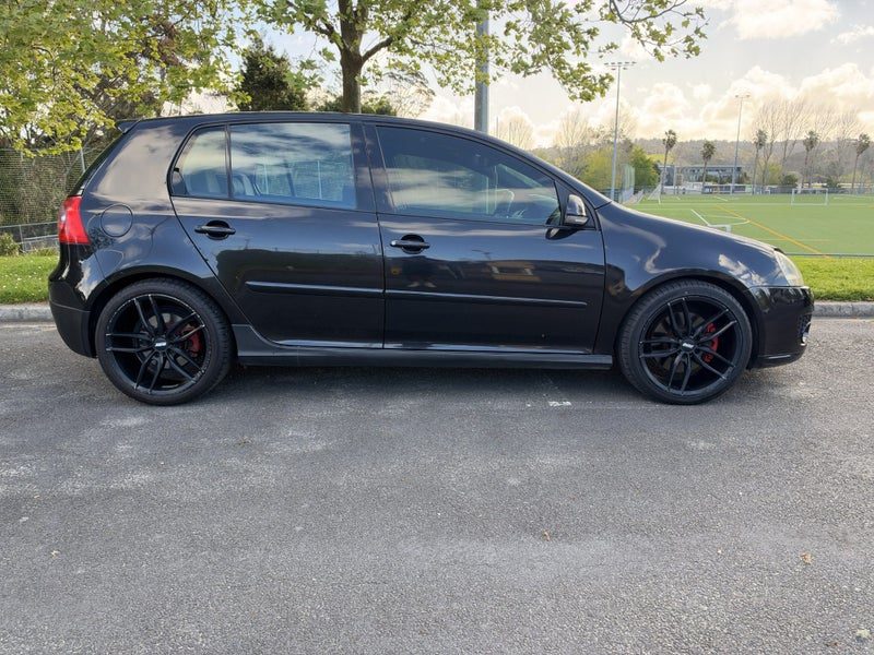 2005 Volkswagen Golf, photo 3