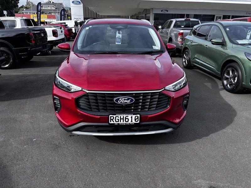 2025 Ford Escape TITANIUM, photo 2