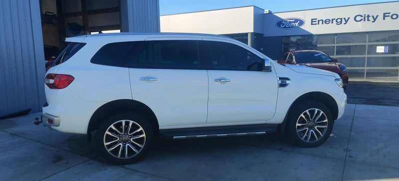 2019 Ford Everest TITANIUM, photo 2