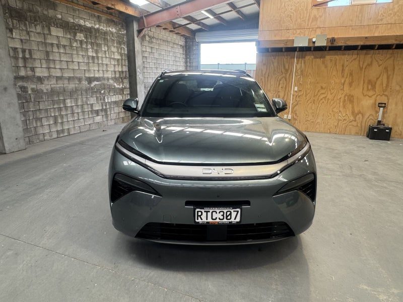 2026 BYD Sealion 8 DM-p Premium AWD, photo 2