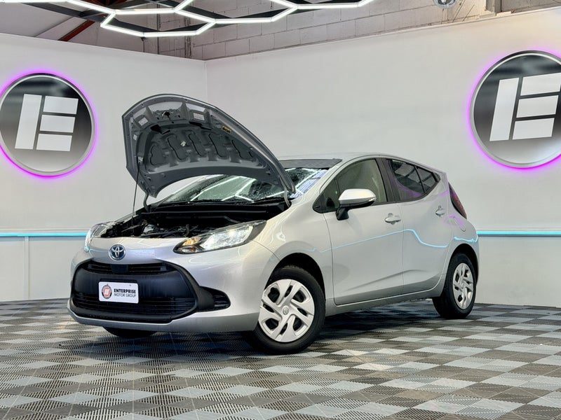 2022 Toyota Aqua E4, photo 3