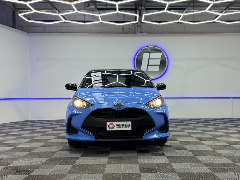 2021 Toyota Yaris X HYBRID GREAT COLOUR, photo 2