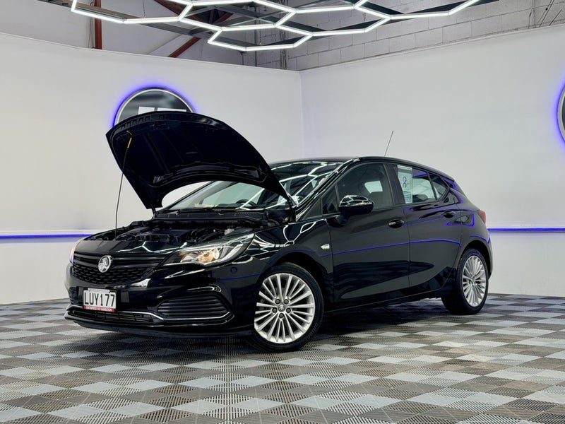 2018 Holden Astra R 1.4 NZ NEW HATCH, photo 3
