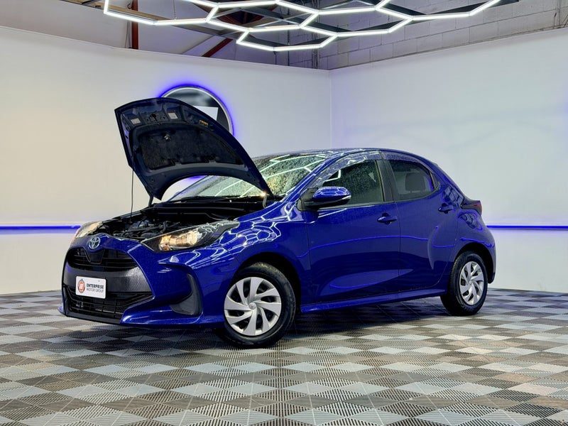 2021 Toyota Yaris HYBRID NEWER SHAPE, photo 3