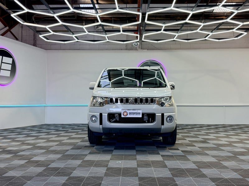 2014 Mitsubishi Delica D5 AWD 8 SEATER - DIESEL, photo 2