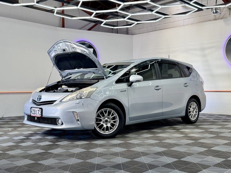2013 Toyota Prius S ALPHA HYBRID, photo 3