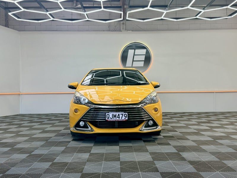 2014 Toyota Aqua GS HOT HATCH, photo 2