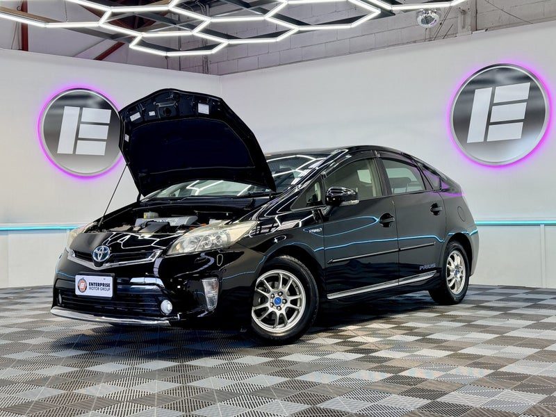 2013 Toyota Prius G TOURING HYBRID, photo 3