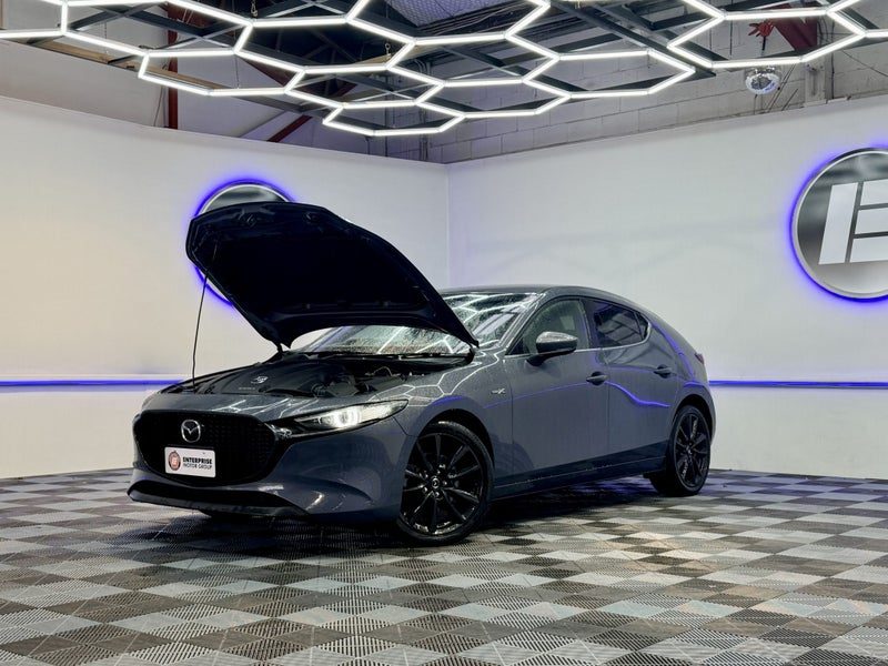 2021 Mazda 3 FASTBACK E-SKYACTIV X HYBRID, photo 3