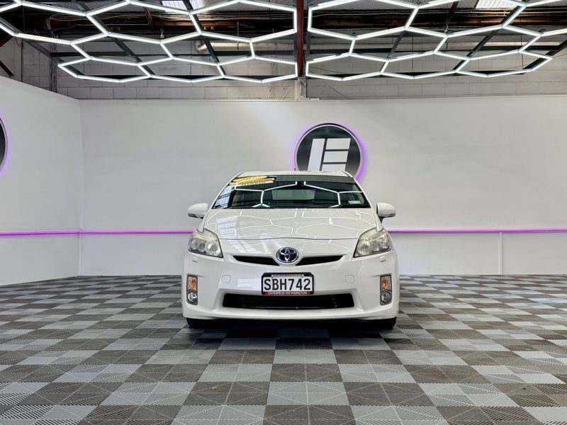 2012 Toyota Prius S HYBRID POPULAR, photo 2