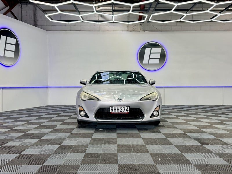 2013 Toyota 86 SPORTS COUPE, photo 2