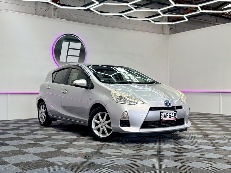 2012 Toyota Aqua G HYBRID LOW 79,000 KMS