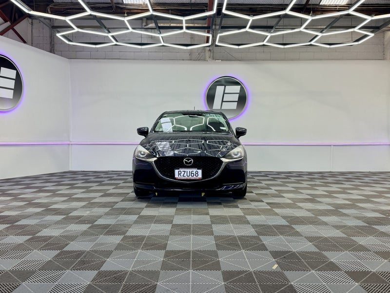 2022 Mazda 2 15S LATE MODEL, photo 2