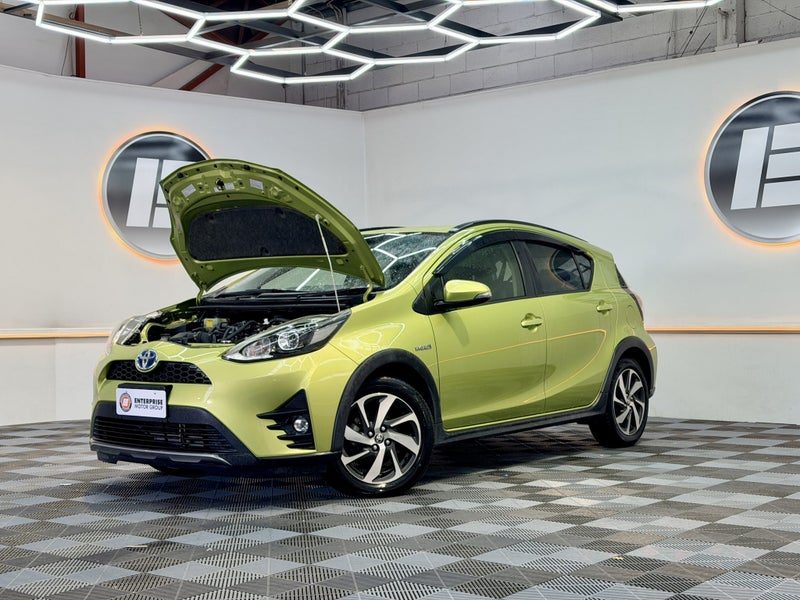 2017 Toyota Aqua CROSSOVER HYBRID, photo 3