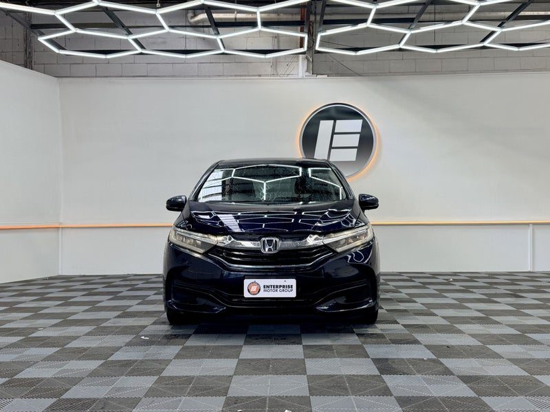 2015 Honda Shuttle X HYBRID, photo 2