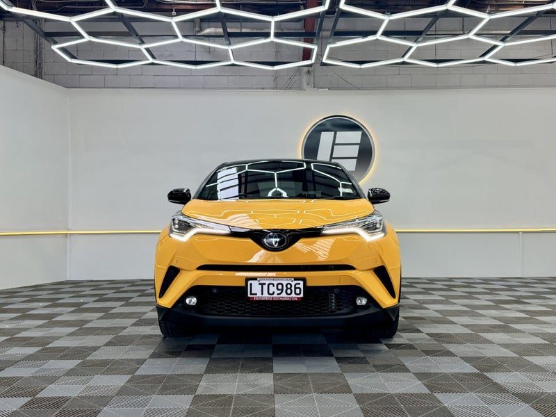 2018 Toyota C-HR LIMITED NZ NEW SUV, photo 2