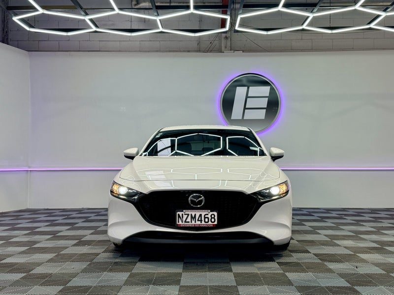 2022 Mazda 3 GSX 2.0 NZ NEW HATCH, photo 2