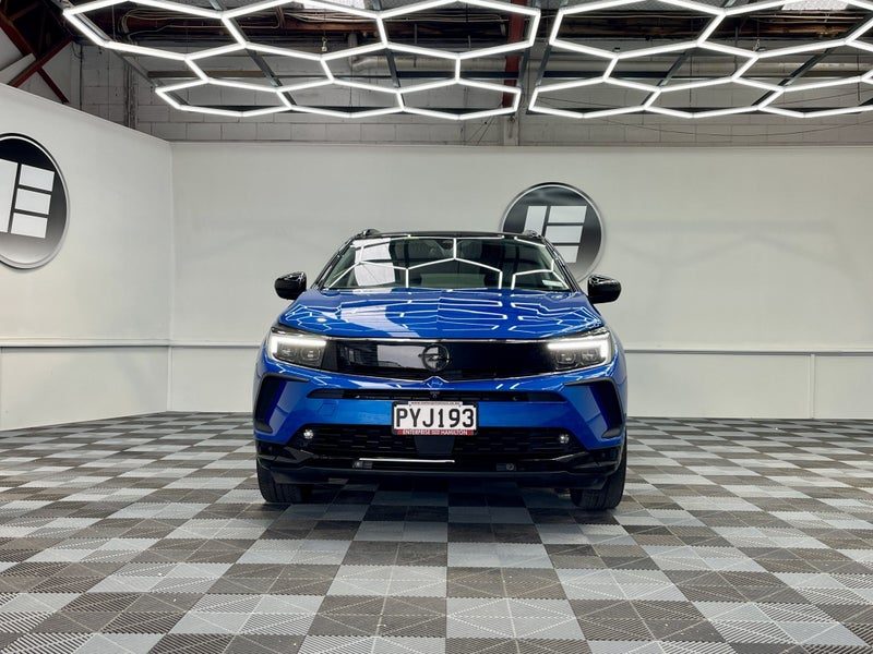 2023 Opel Grandland SRI MODERN FAMILY SUV, photo 2