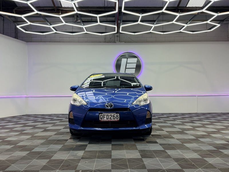 2013 Toyota Aqua 1.5L PETROL HYBRID, photo 2