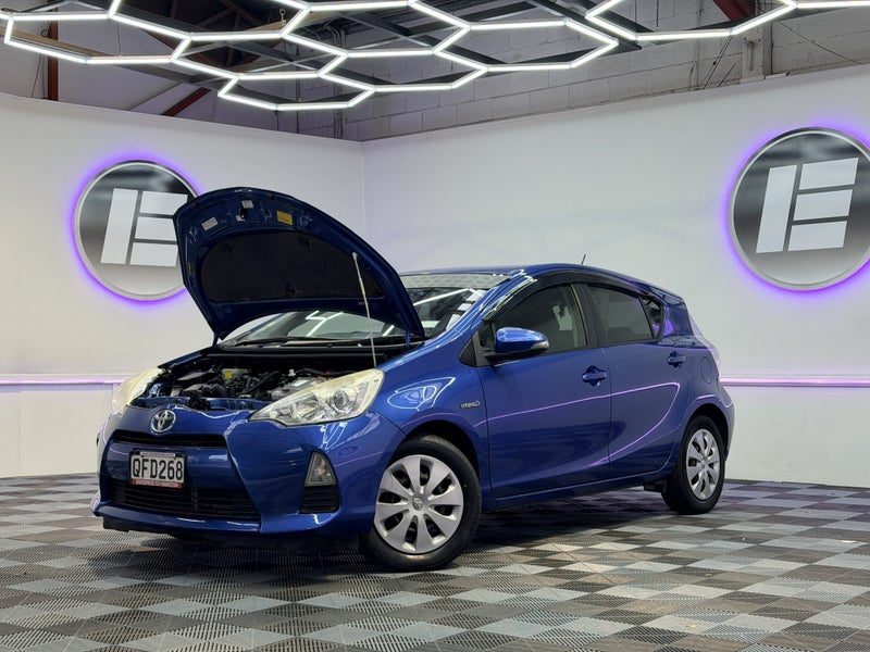 2013 Toyota Aqua 1.5L PETROL HYBRID, photo 3