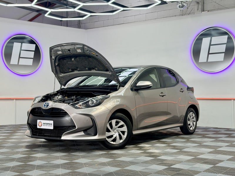 2021 Toyota Yaris HYBRID 8 X AIRBAGS, photo 3