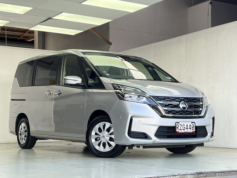 2022 Nissan Serena GRADE 4 B WITH 8*SEATS