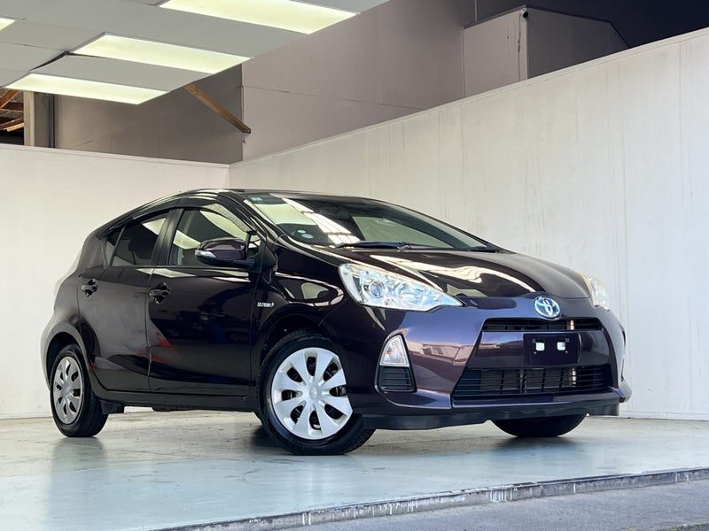 2014 Toyota Aqua HYBRID