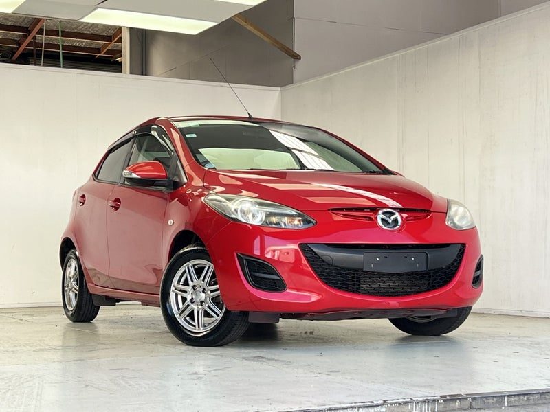 2013 Mazda Demio 13 SKYACTIV WITH 14``ALLOYS, photo 3