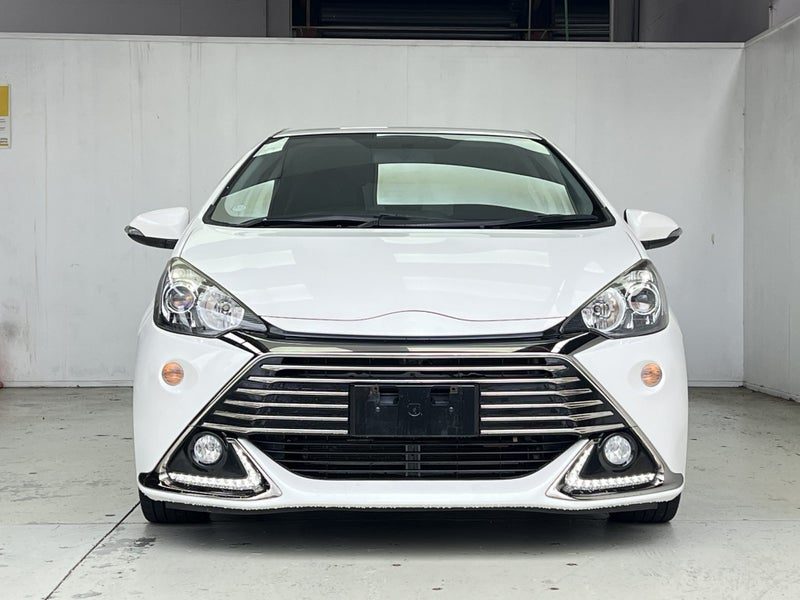 2013 Toyota Aqua G GS, photo 2