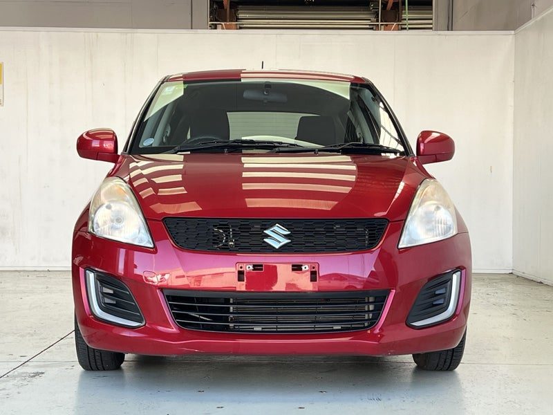 2013 Suzuki Swift XG DJE WITH LOW KMS, photo 2