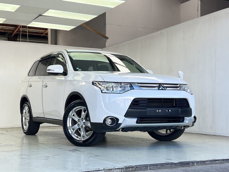 2014 Mitsubishi Outlander 24G-7*SEATER-4WD, photo 3
