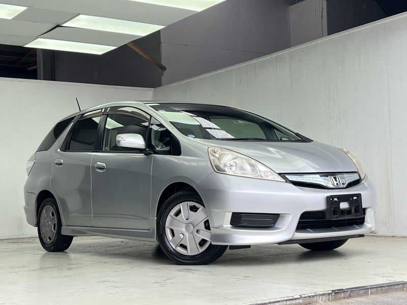 2012 Honda Fit SHUTTLE HYBRID