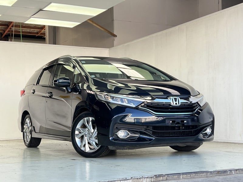 2017 Honda Fit SHUTTLE HYBRID Z, photo 3