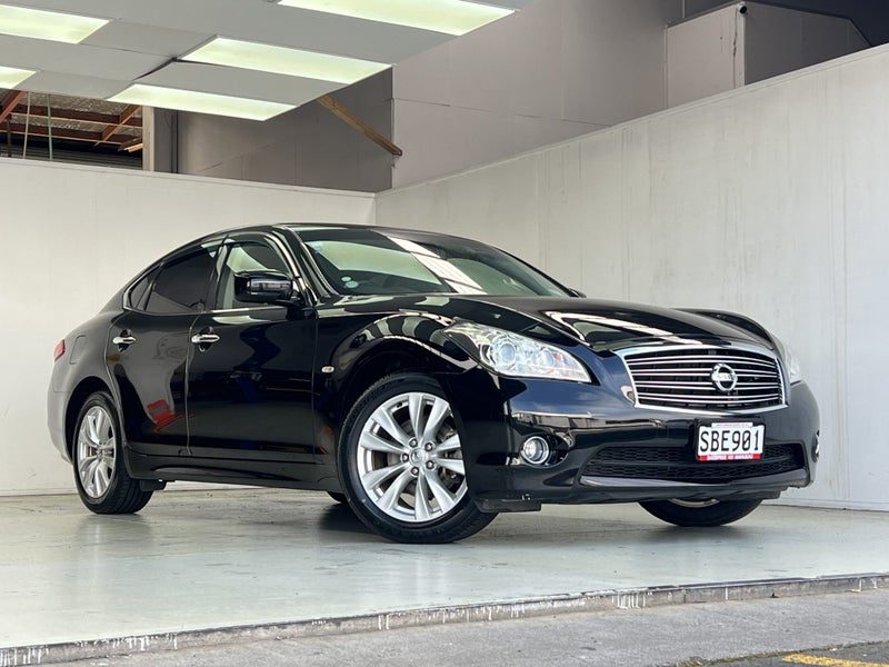 2012 Nissan Fuga 250GT WITH 18`` ALLOYS