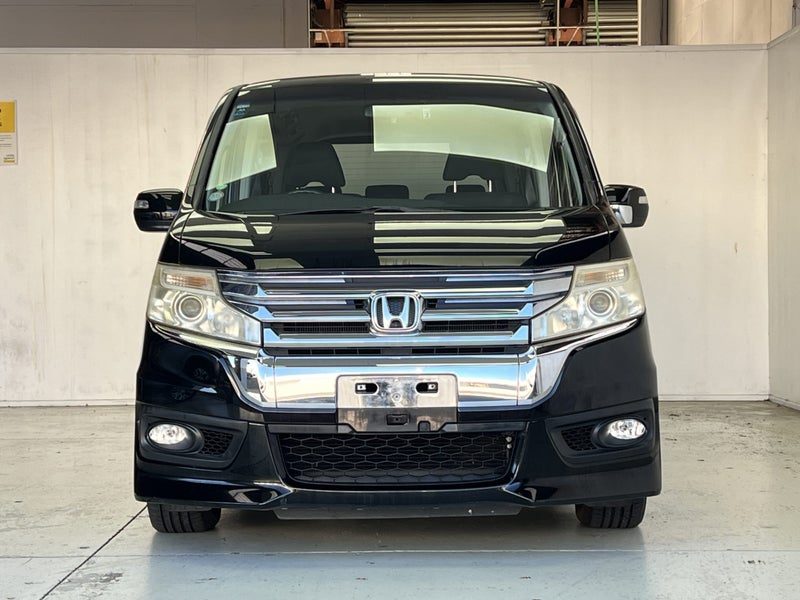 2013 Honda Step Wagon SPADA, photo 3